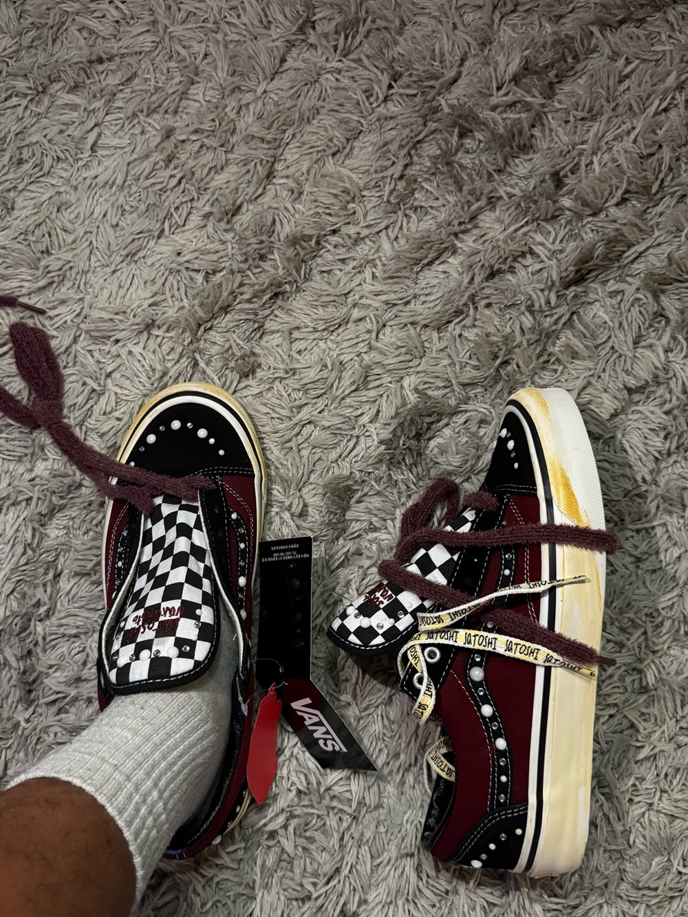 Vans Kids Checkerboard Low-Top Sneakers in Burgundy, Black and White